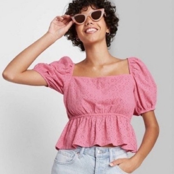 wild fable Tops - EUC Wild Fable "Eyelet Puff Sleeve Peplum Style Crop Top" 100% Cotton Pink💗 XXL